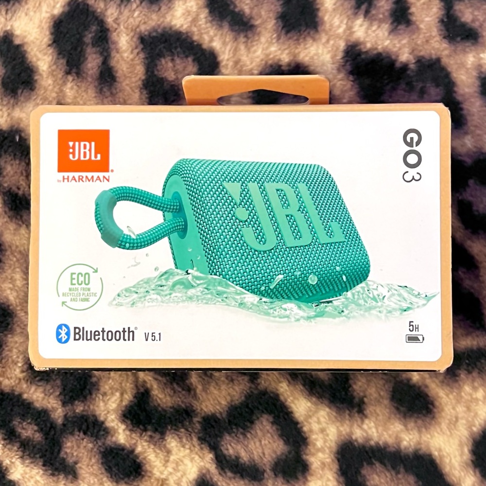NWT - JBL Go3 Wireless Waterproof Speaker - Teal -